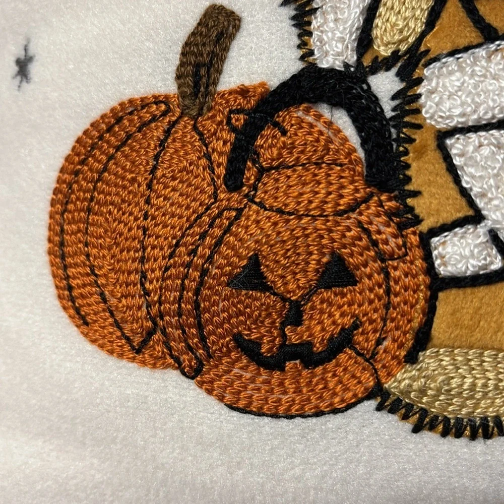 ENVOGUE CREEPY BEAR CRITTERS FAUX FUR HALLOWEEN THROW PILLOW NWT EMBROIDERY